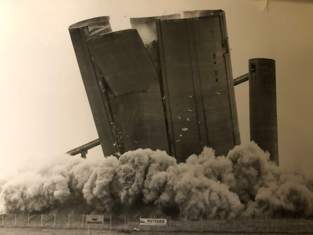 Rivningen av silon 1991. Foto: Platåbergens geopark